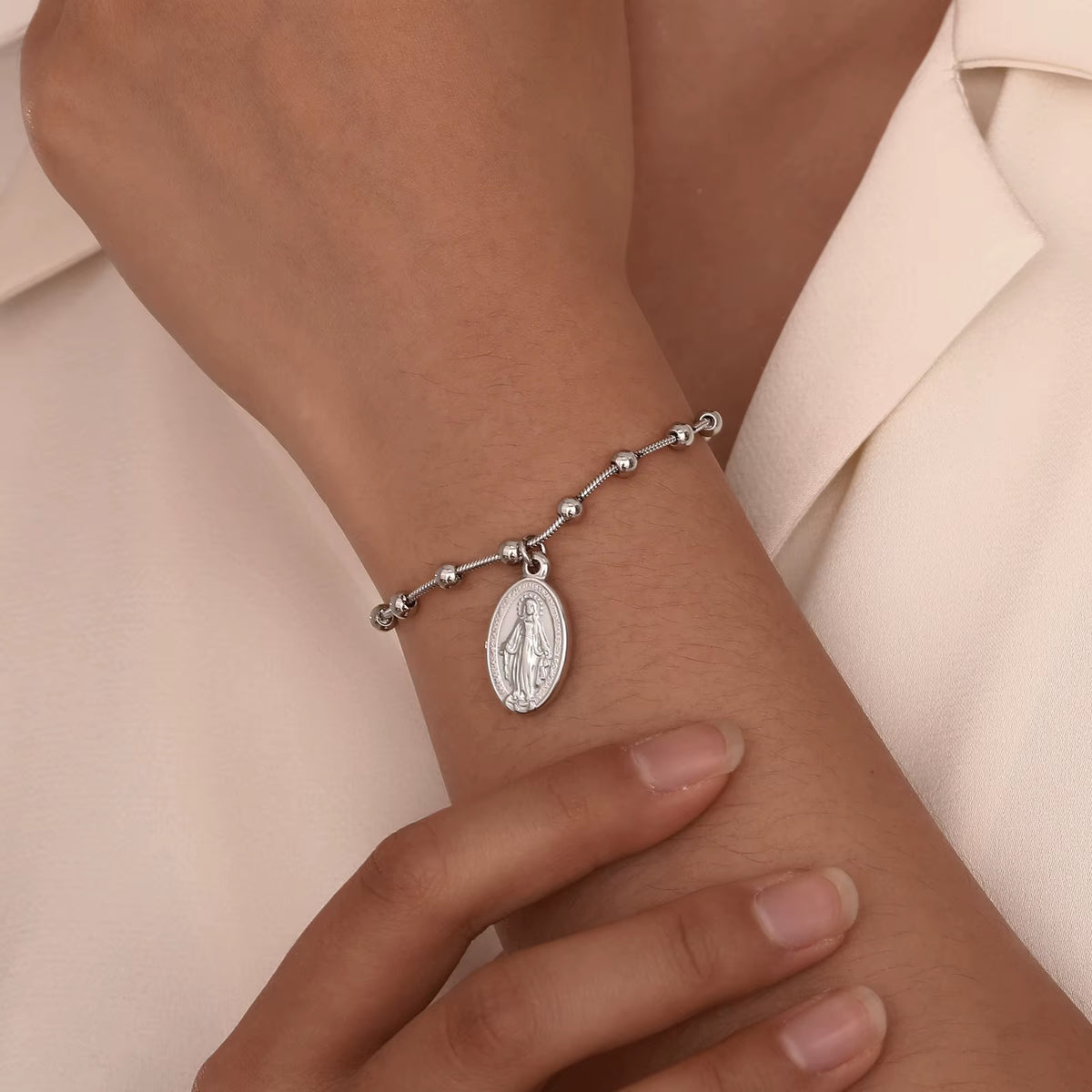 Divine Grace Rosary Bracelet – Faith Woven in Golden Beauty